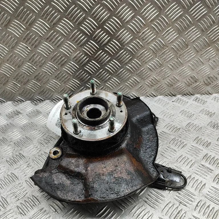 Priekšējā rumba 625202P300