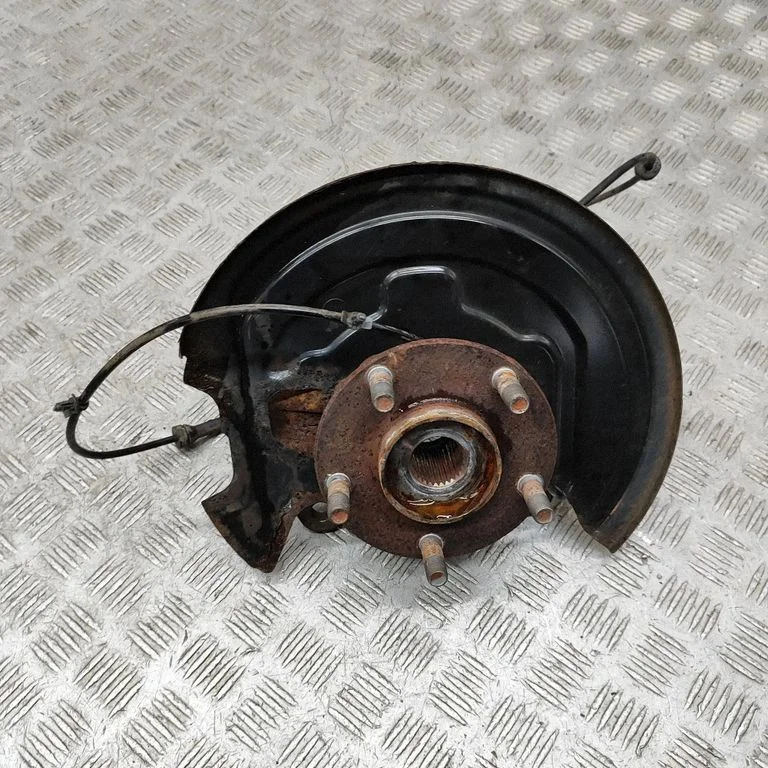 Front wheel hub 400141KK0A