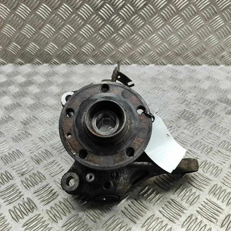 Priekšējā rumba 5Q0407257A