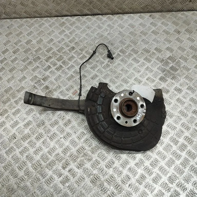 Priekšējā rumba 670001806