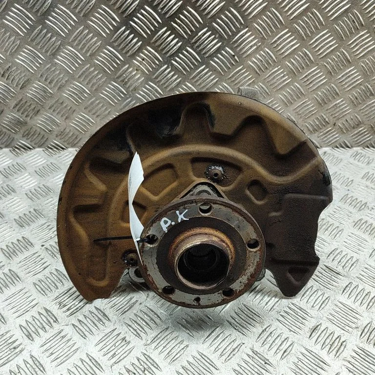 Priekšējā rumba 5Q0615311G