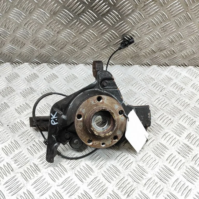 Priekšējā rumba 52043100