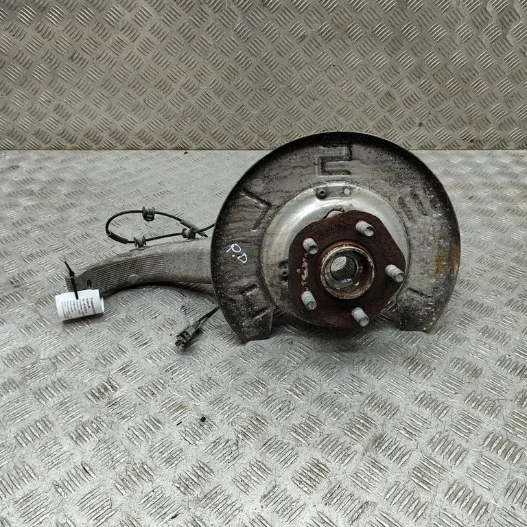 Priekšējā rumba 104412100E