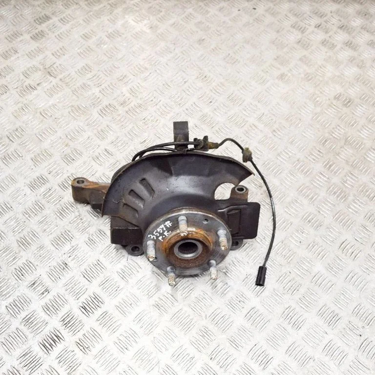 Front wheel hub 0K56A43701