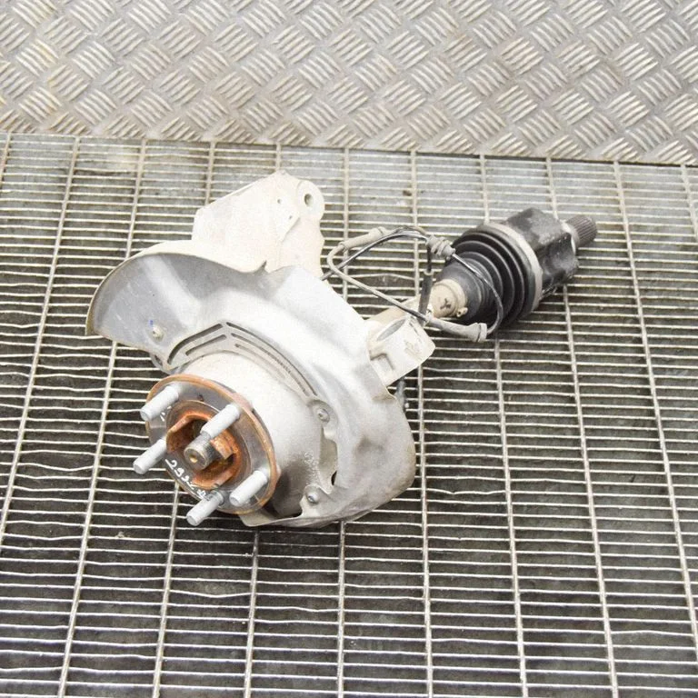 Priekšējā rumba EJ323B437CC