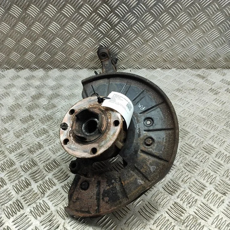 Front wheel hub 7P6407245A