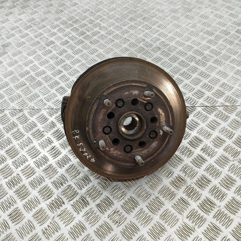 Front wheel hub KK313K186AB