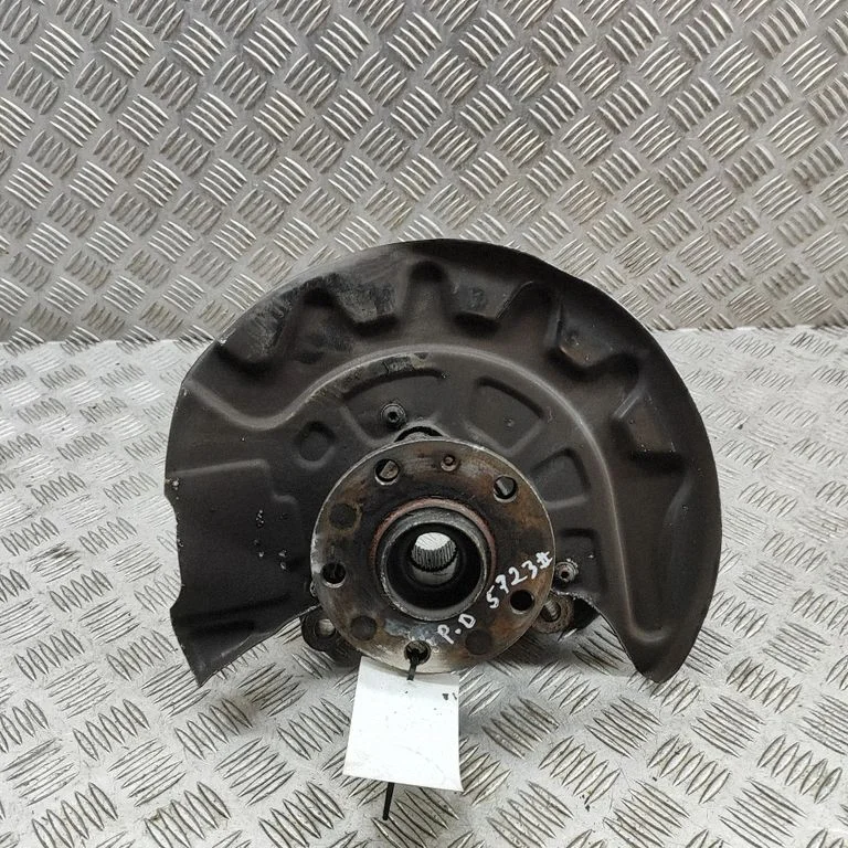 Priekšējā rumba 8S0498625A