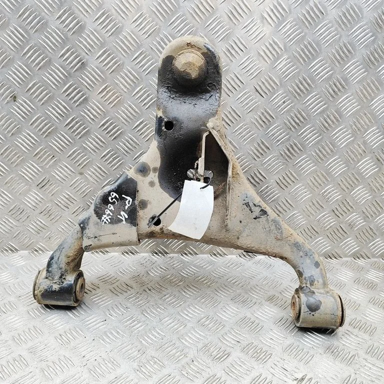 Priekšējā apakšējā svira/svārsts EB3C3079B2C