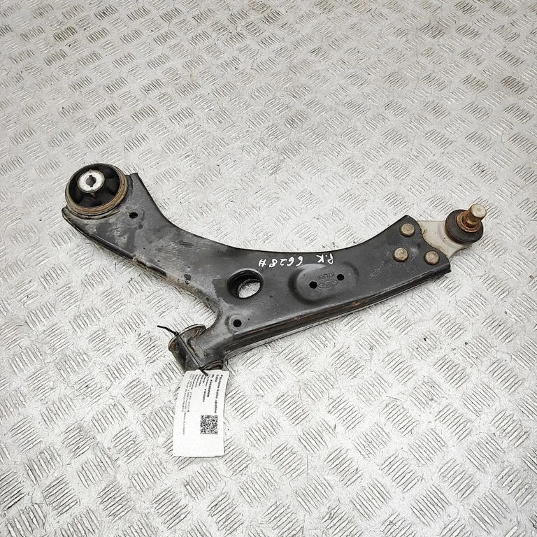 Priekšējā apakšējā svira/svārsts LX613A424BEA