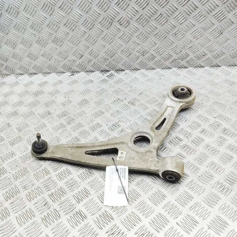 Priekšējā apakšējā svira/svārsts 54501G2100
