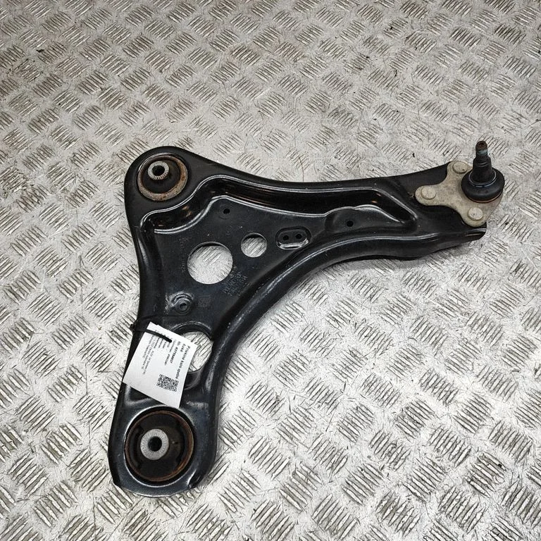 Front lower control arm/wishbone 1EA407151