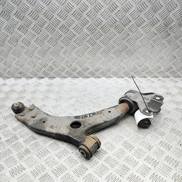 Front lower control arm/wishbone 31340231