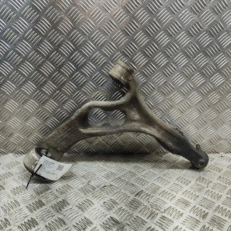 Priekšējā apakšējā svira/svārsts 95834105403