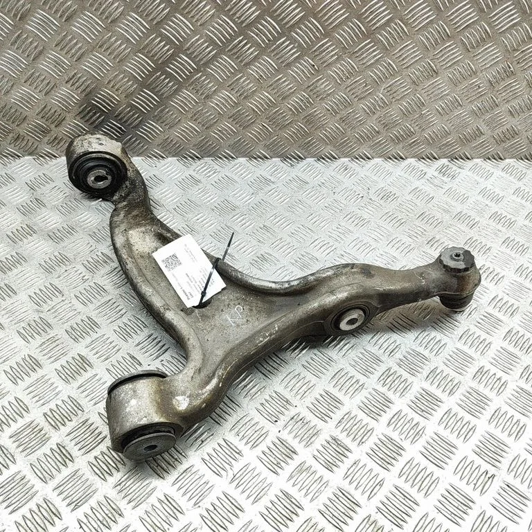 Front lower control arm/wishbone A1673300700