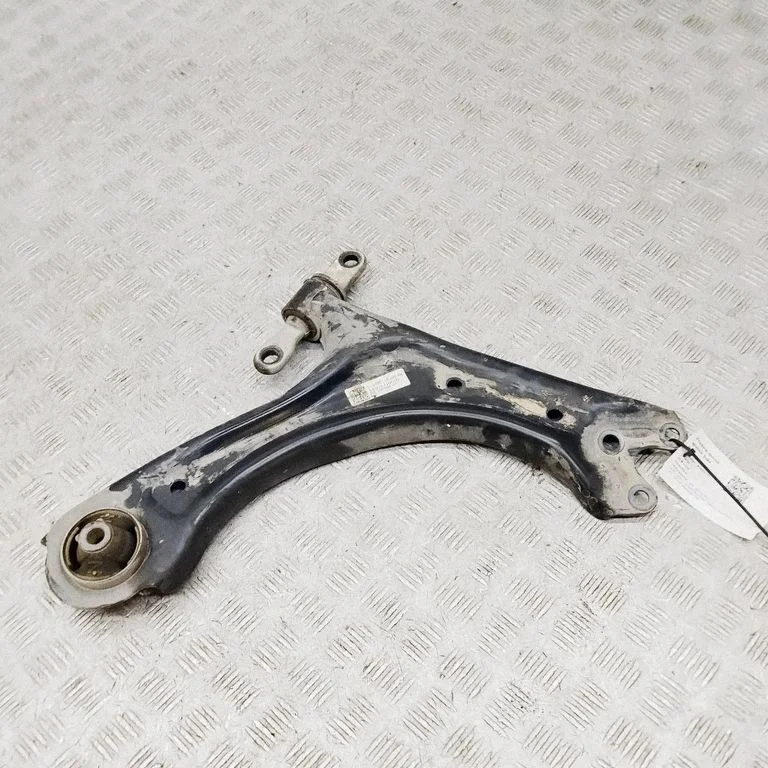 Front lower control arm/wishbone – KIA Sportage (2021-)