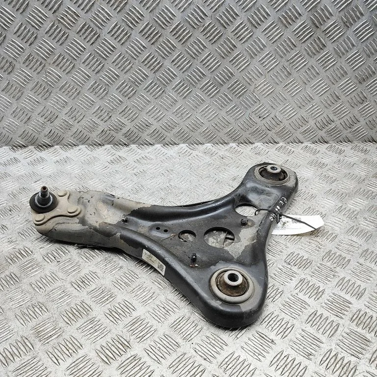 Priekšējā apakšējā svira/svārsts 1EA407151E