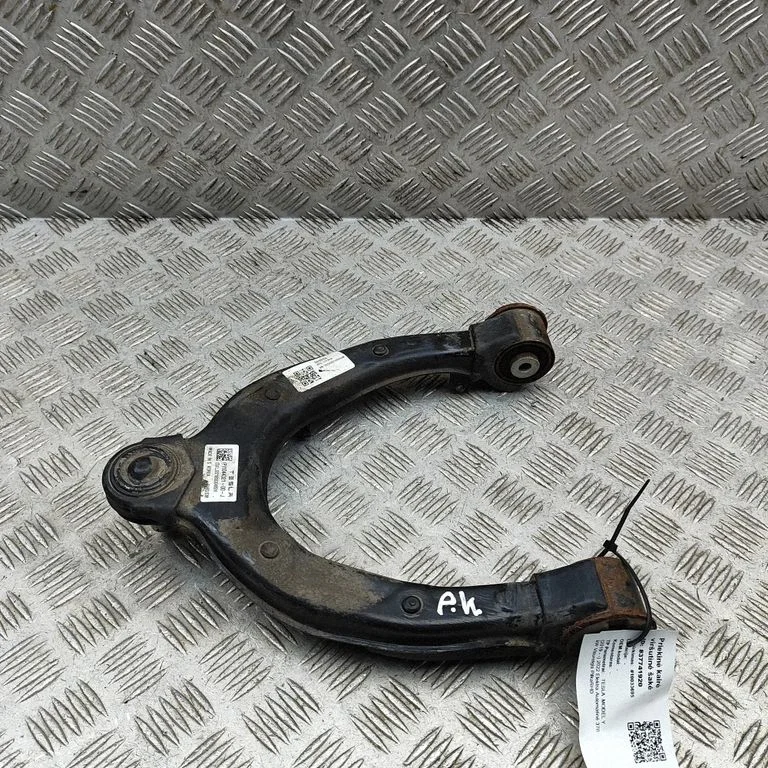 Front lower control arm/wishbone 104432100J