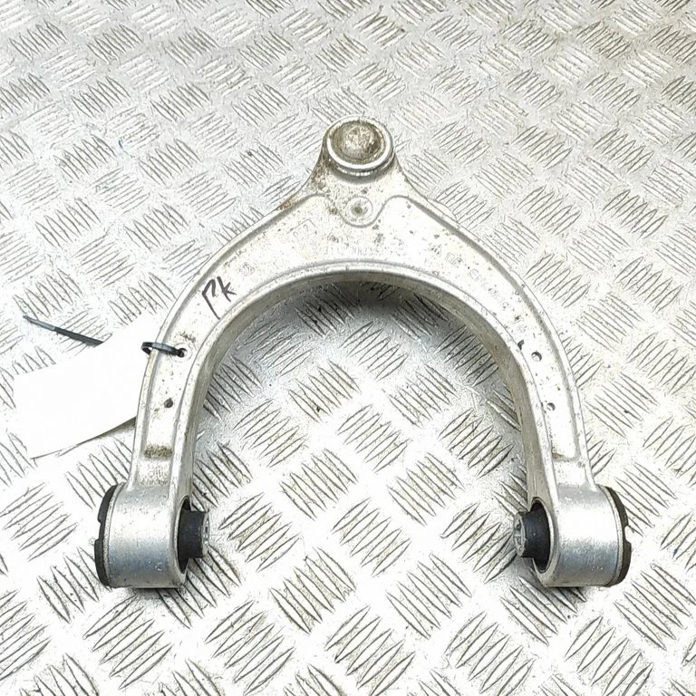 Front lower control arm/wishbone 8833037