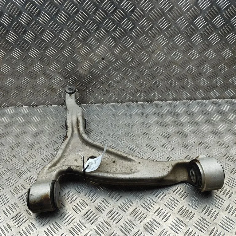 Front lower control arm/wishbone A1673300800