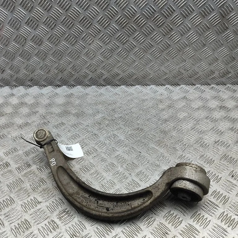 Front lower control arm/wishbone 8W0407696B