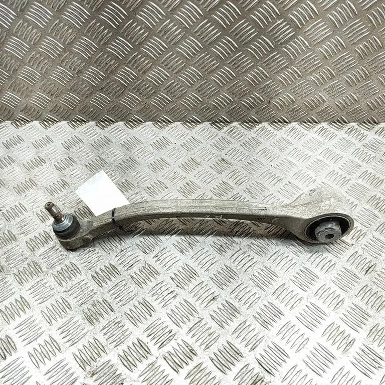 Front lower control arm/wishbone 104157000A