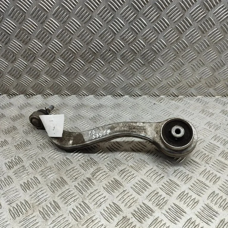 Front lower control arm/wishbone 6879850