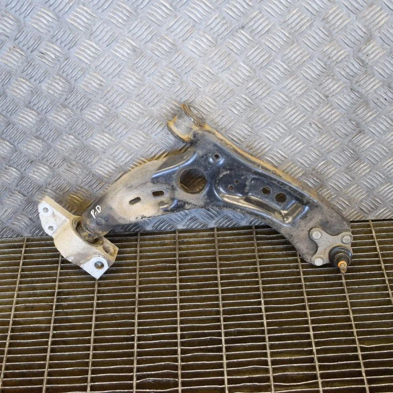 Front lower control arm/wishbone – Skoda Superb B6 (3T) (2008-2015)