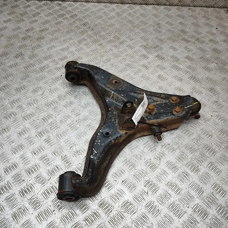 Priekšējā apakšējā svira/svārsts 4013A471