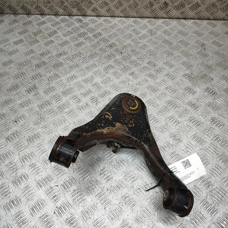 Priekšējā apakšējā svira/svārsts 4010A147
