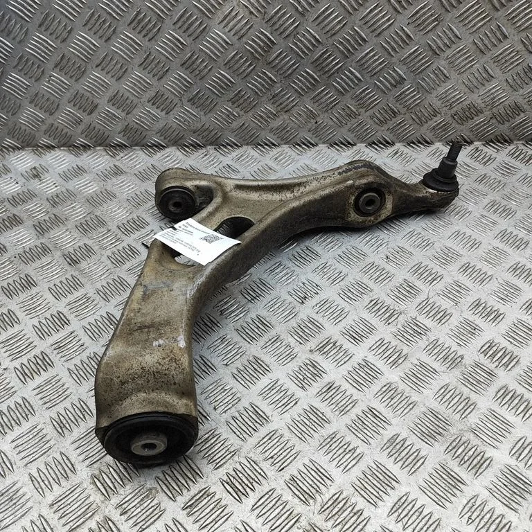 Front lower control arm/wishbone 7P0407151E