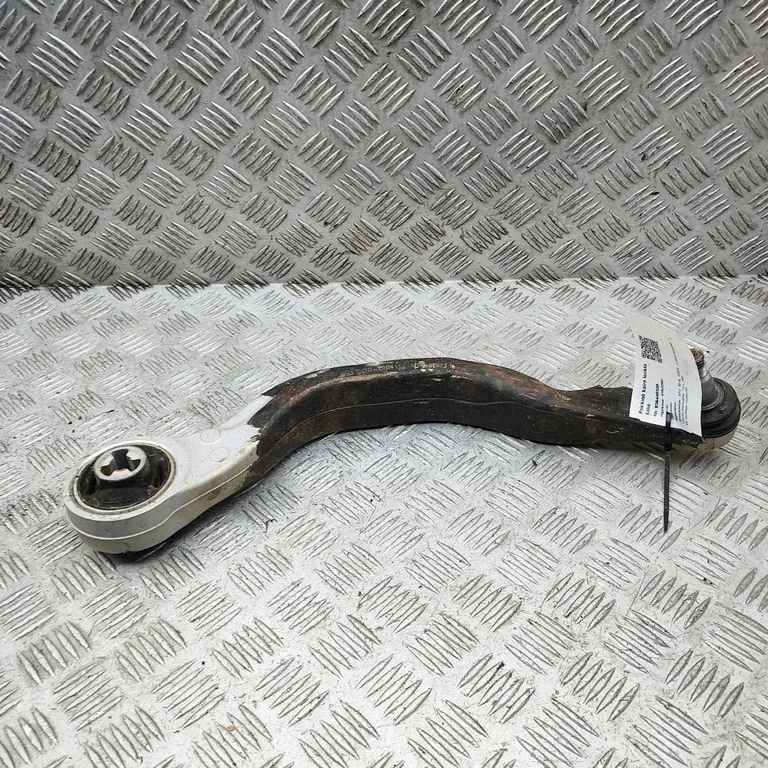 Front lower control arm/wishbone TA702904100AA