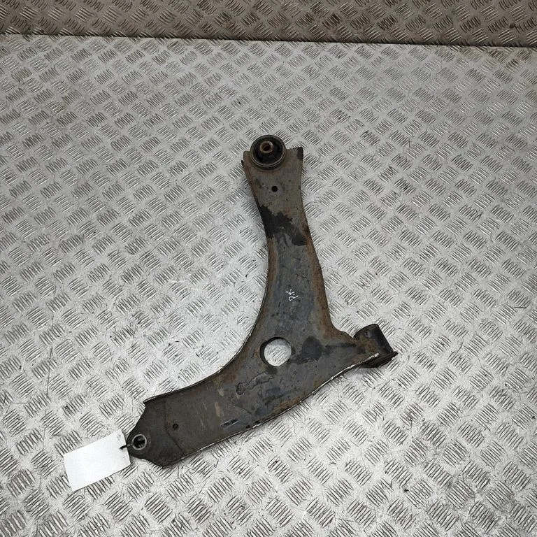 Front lower control arm/wishbone BK213A053AH
