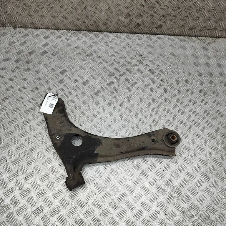 Front lower control arm/wishbone BK213A052AH