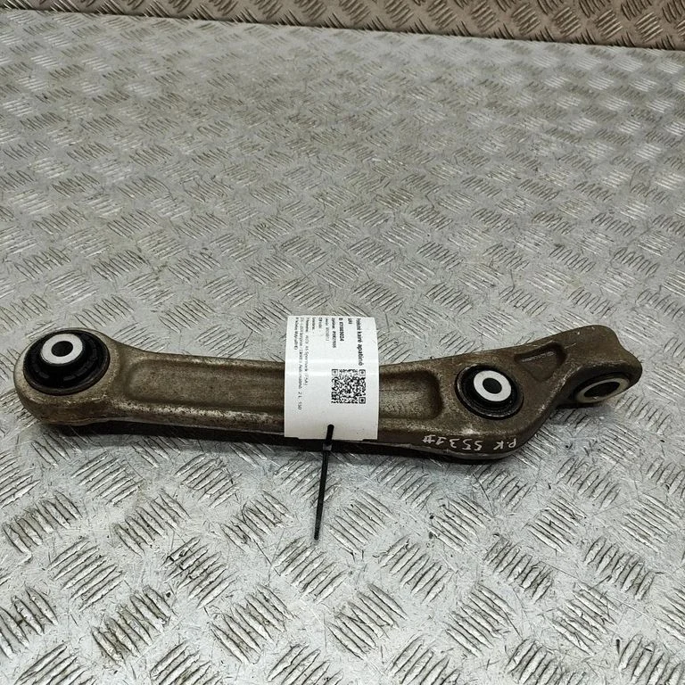 Priekšējā apakšējā svira/svārsts 8W0407155A