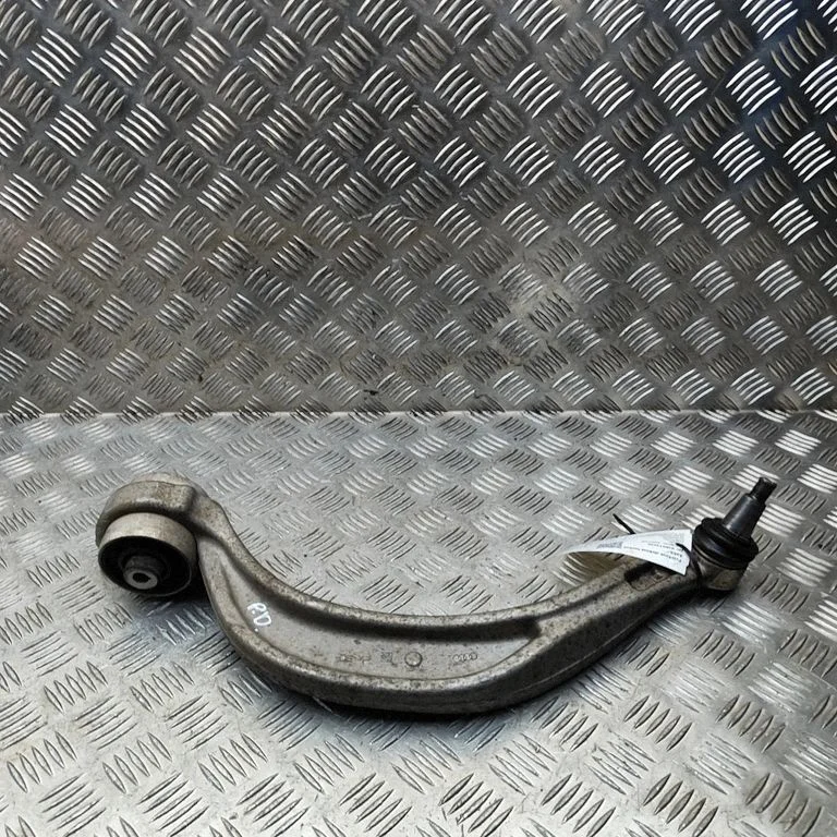 Priekšējā apakšējā svira/svārsts 80A407696D