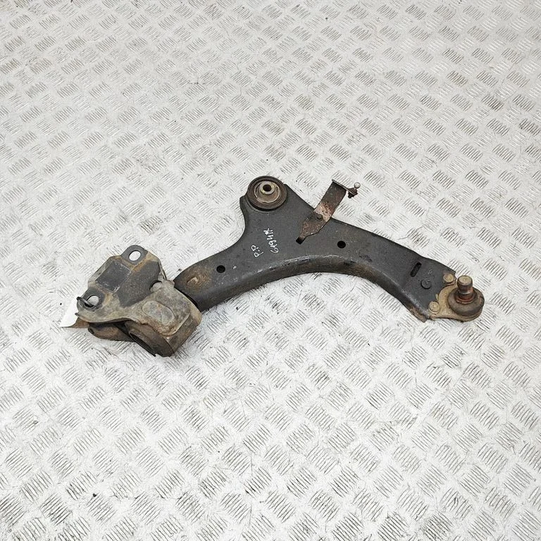 Front lower control arm/wishbone 31317664