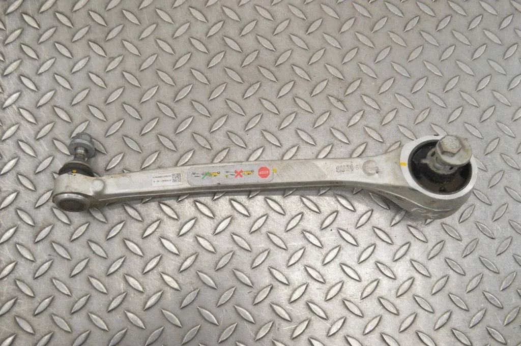 Front lower control arm/wishbone 162034100A