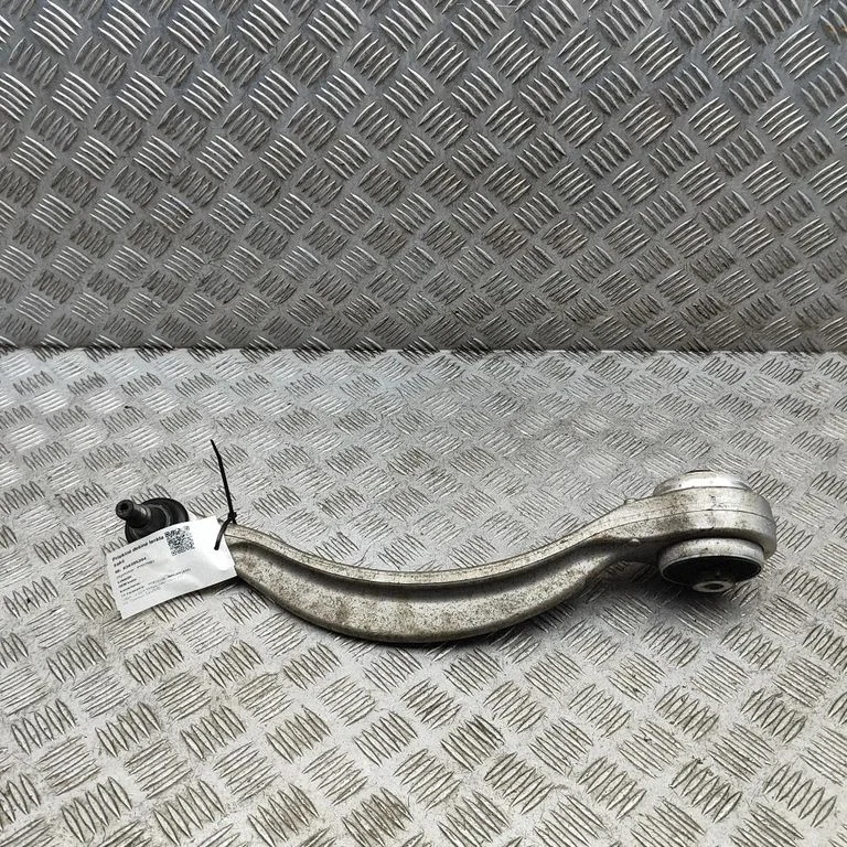 Front lower control arm/wishbone 85E407696C