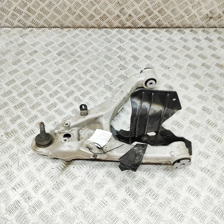 Priekšējā apakšējā svira/svārsts 23490422
