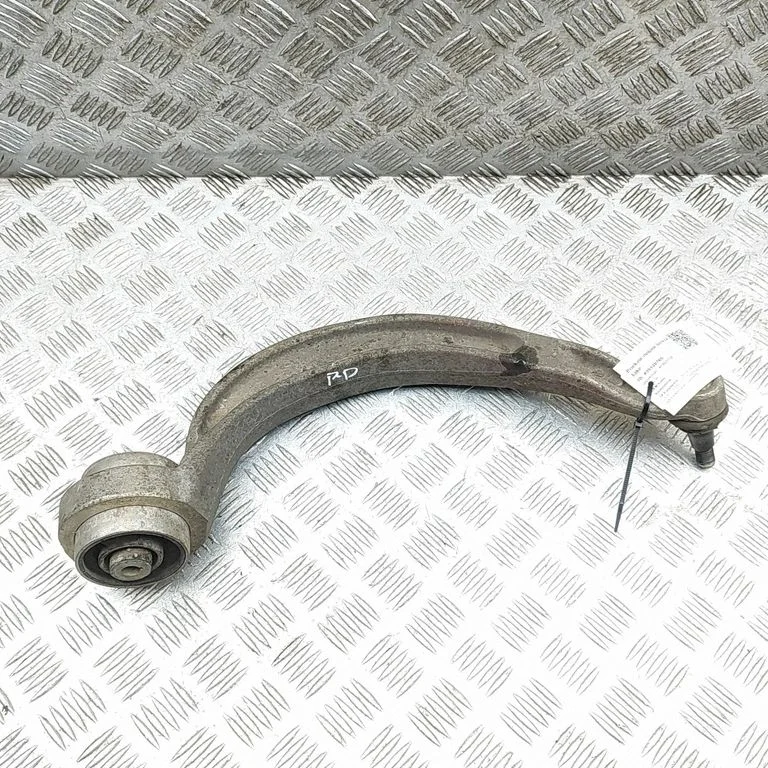 Front lower control arm/wishbone 4G0407696