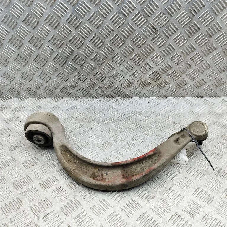 Front lower control arm/wishbone 8W0407695B