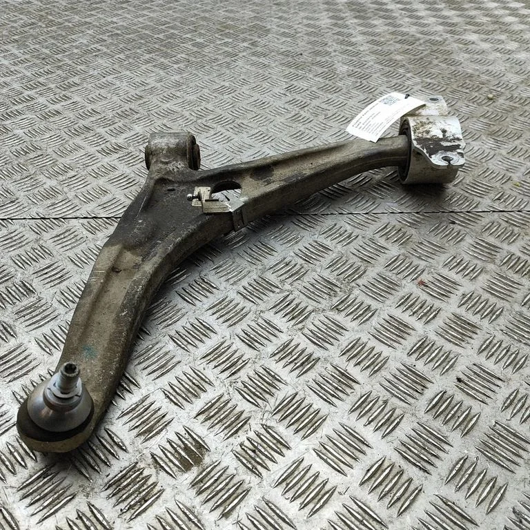 Front lower control arm/wishbone – Mercedes-Benz EQA (2021-)