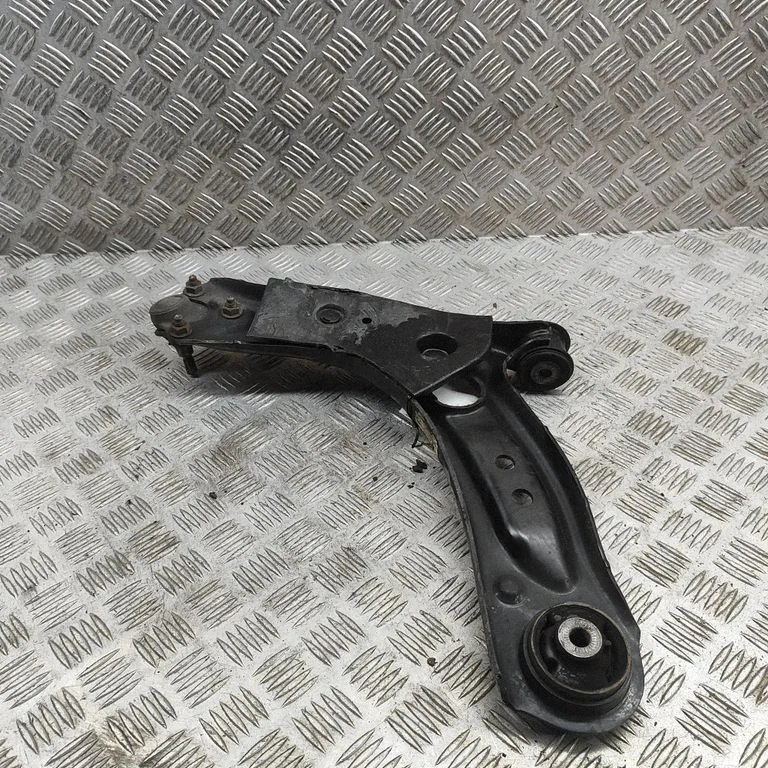 Front lower control arm/wishbone 5WA407152C
