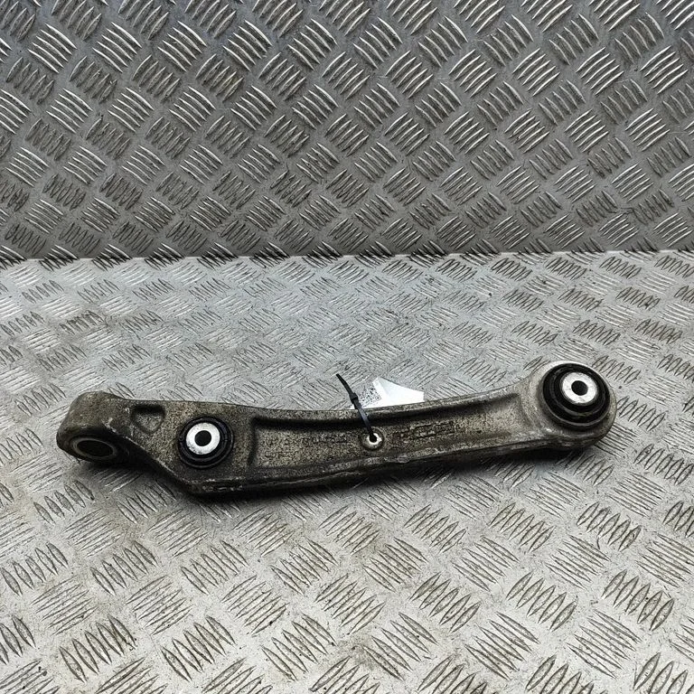Front lower control arm/wishbone 4M0407155E
