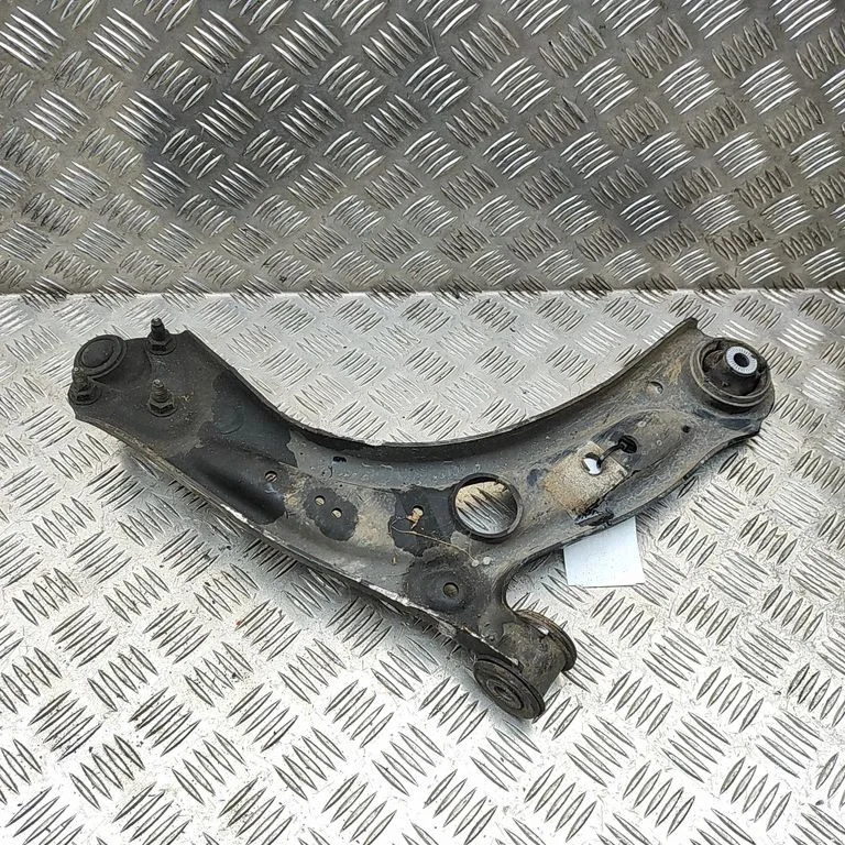 Front lower control arm/wishbone 5Q0407151R