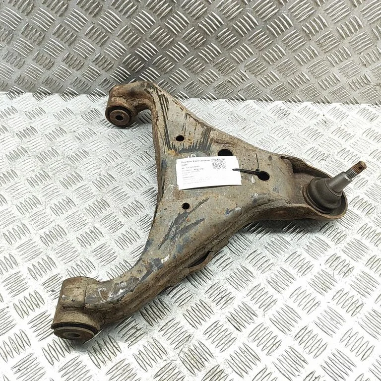 Priekšējā apakšējā svira/svārsts EB3C3079C2C