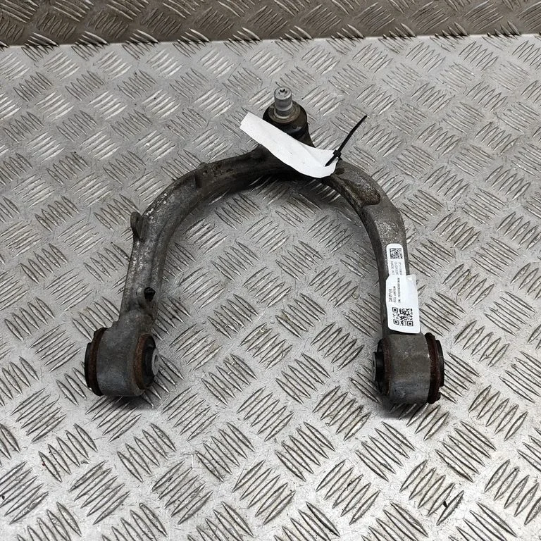 Front lower control arm/wishbone 118832100A