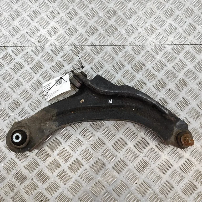 Priekšējā apakšējā svira/svārsts 545049968R