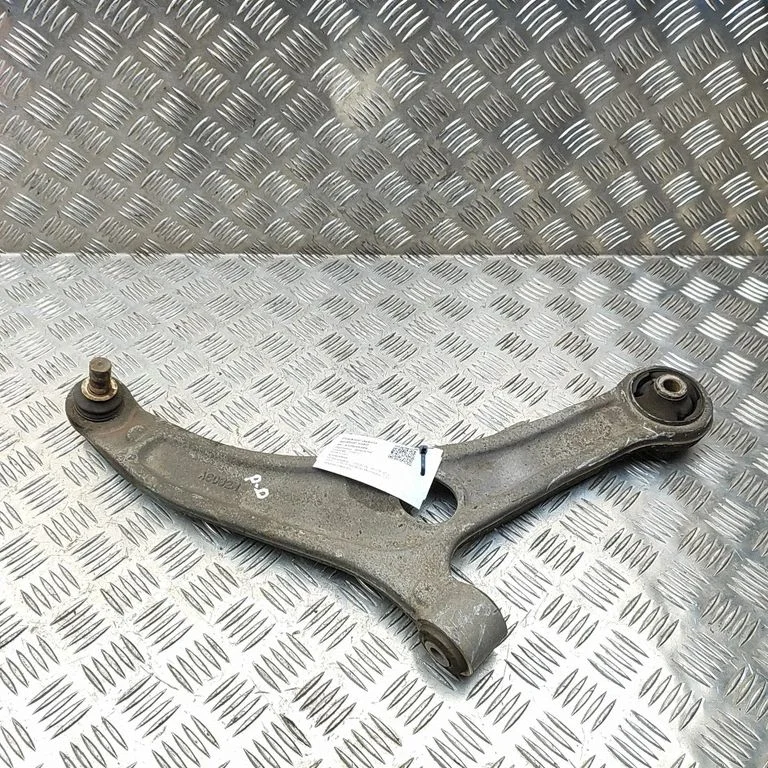 Priekšējā apakšējā svira/svārsts 545013Z700